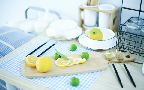 “2米床”为什么没人买了？用过后才知道，又占地又贵，真不值！